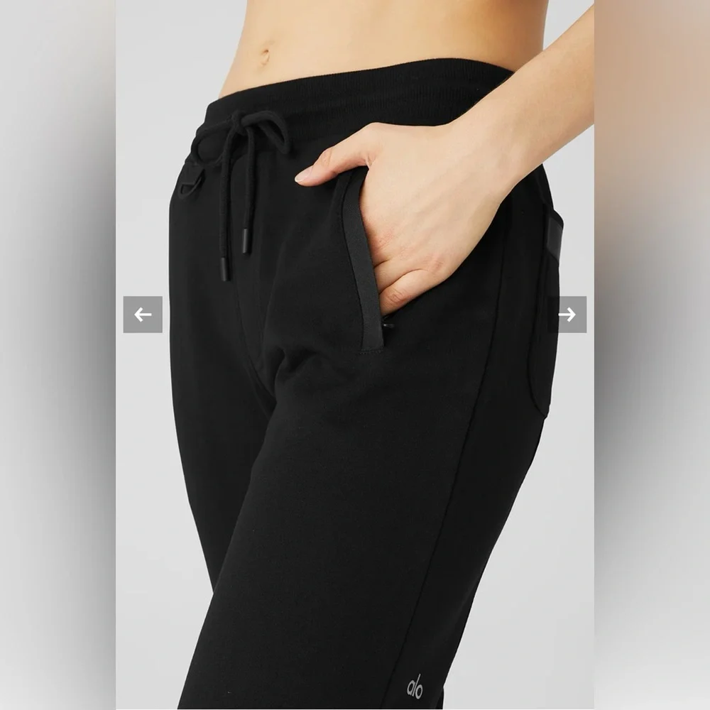 NWT Alo Yoga Nomadic Sweatpants in Black Front & Back Pockets Size S - Picture 3 of 16